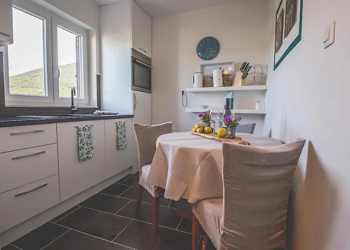 Apartman Violet Seaview